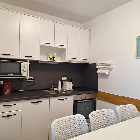 созополи хилс A11