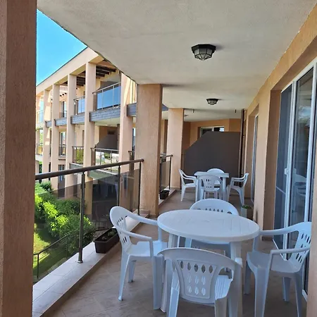 Apartman созополи хилс A11